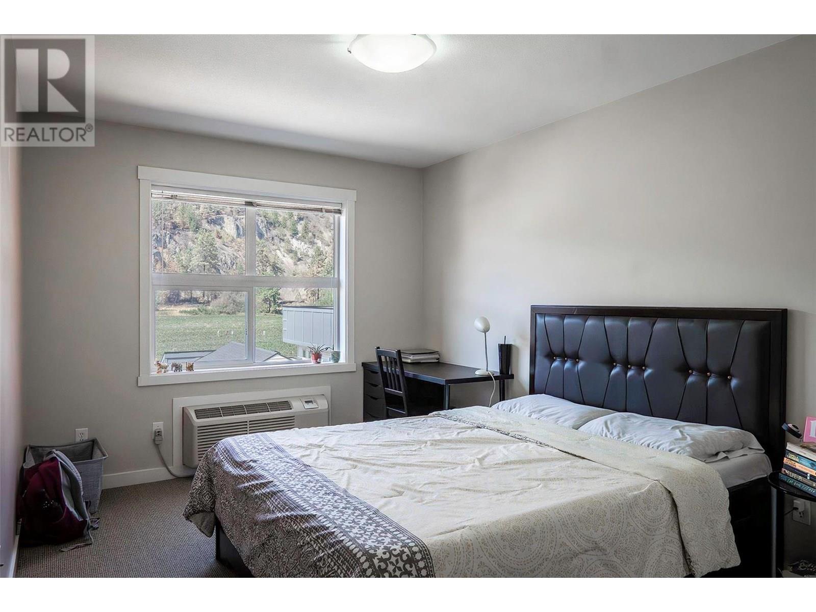 1481 Glenmore Road N Unit# 301