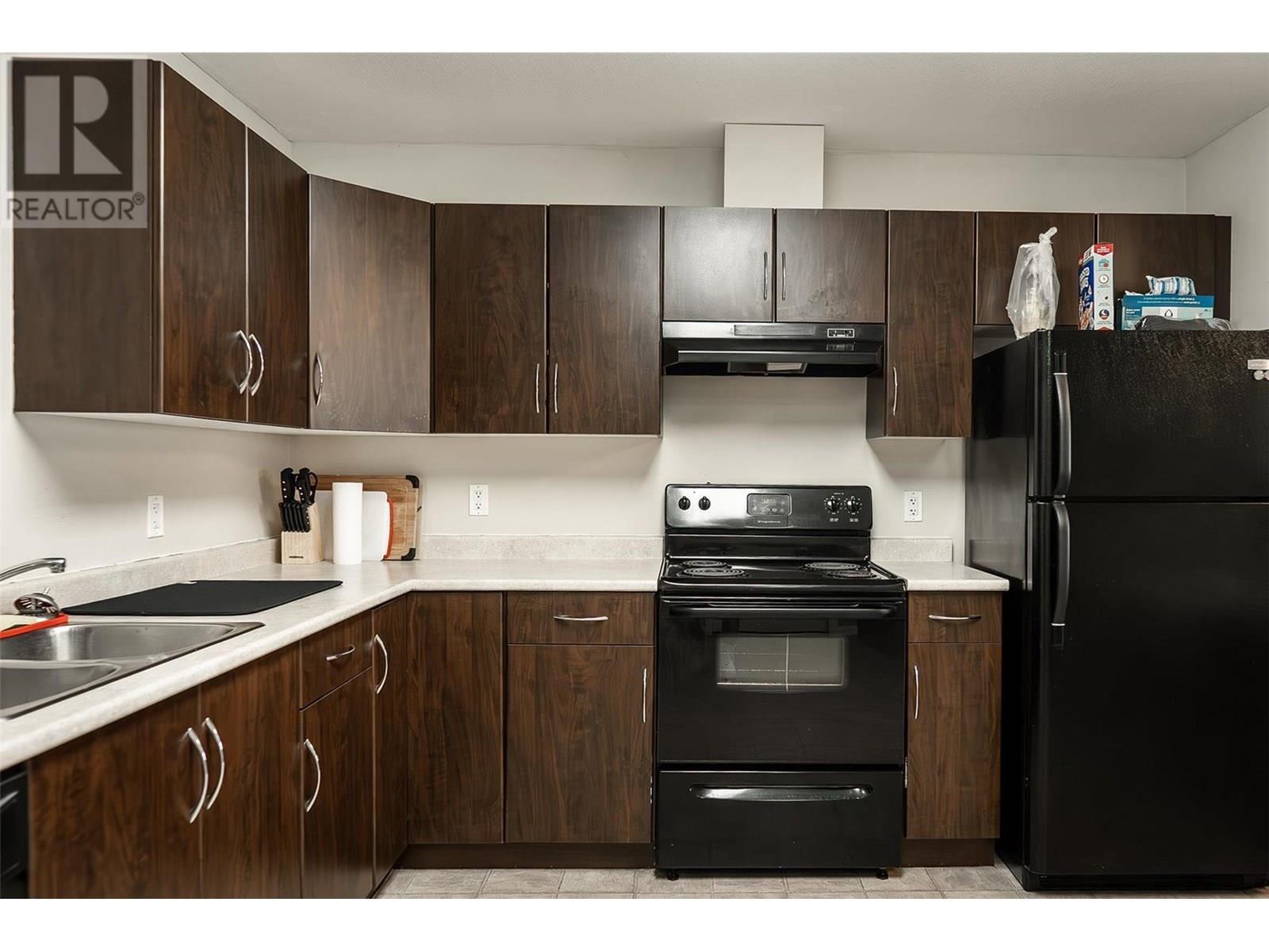 1481 Glenmore Road N Unit# 301