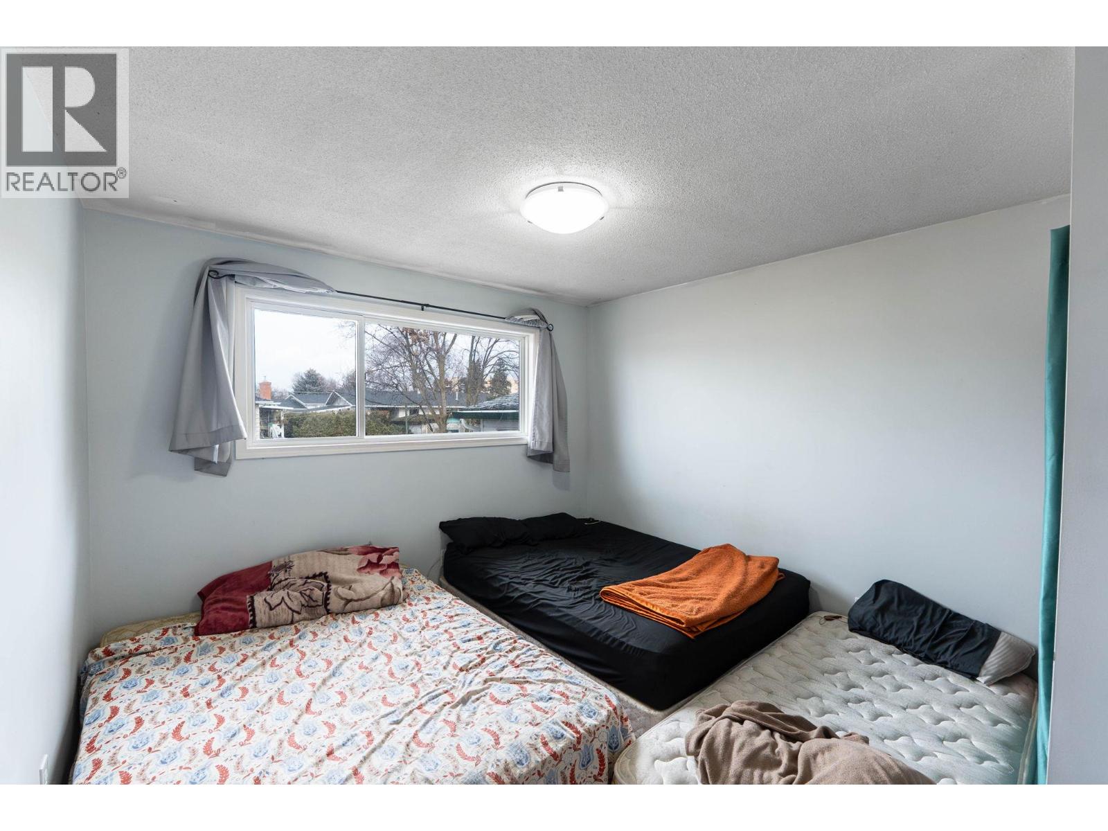 540 Lomond Road