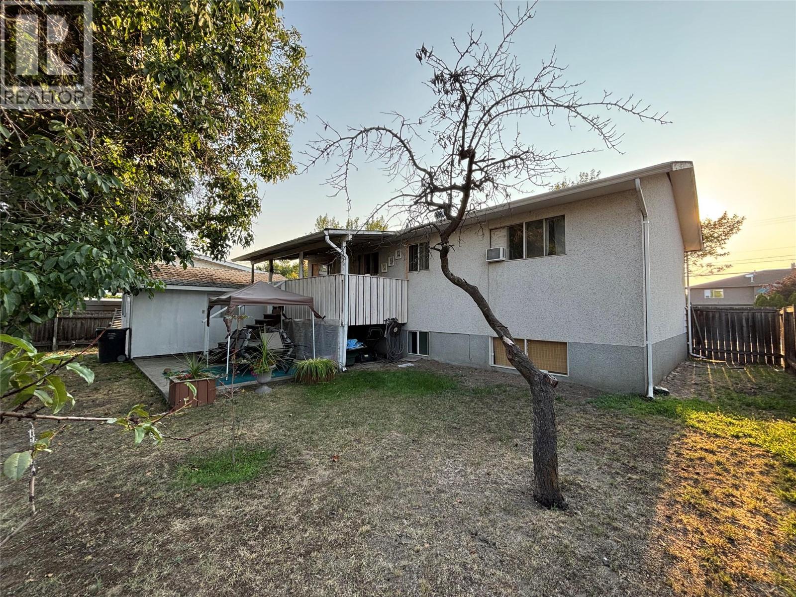 3049 Gordon Drive
