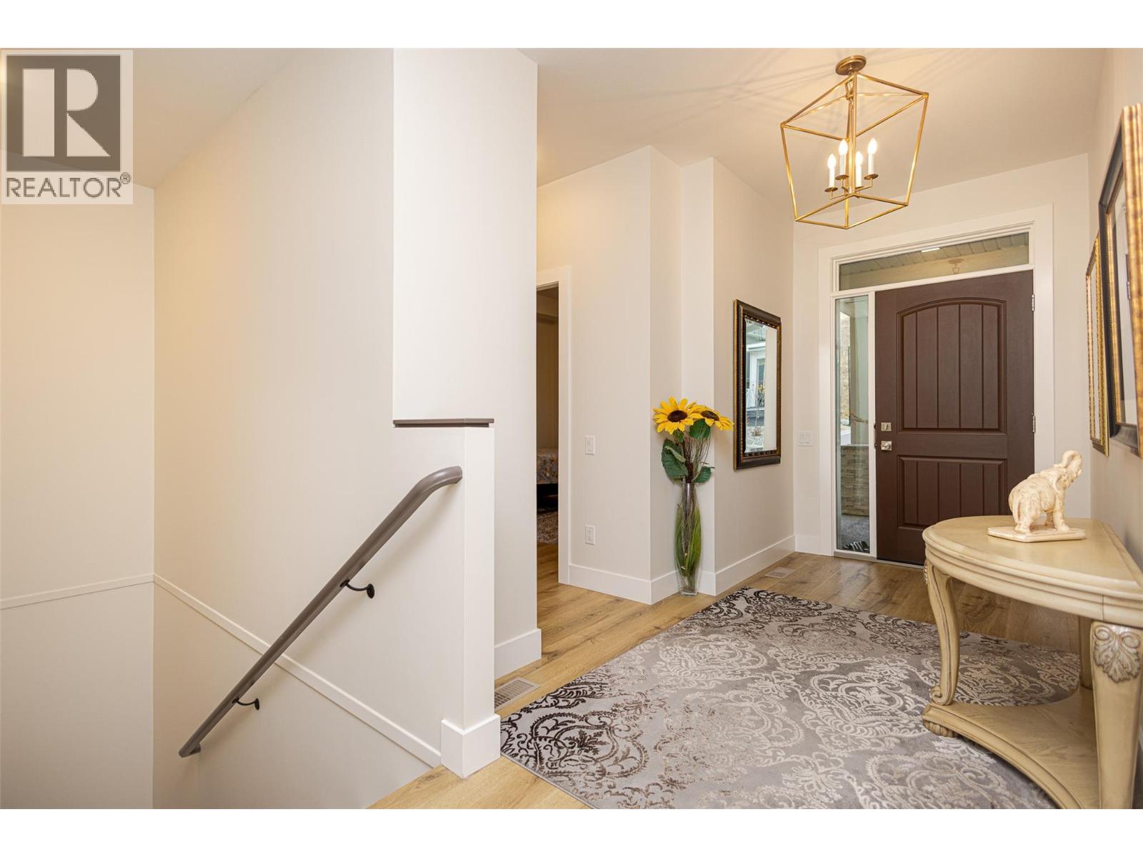 2118 Ryegrass Road