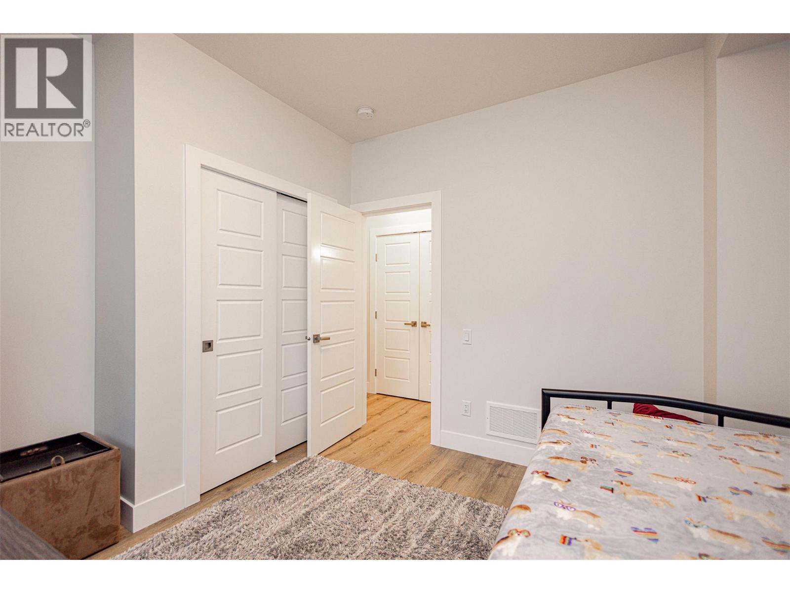 2118 Ryegrass Road