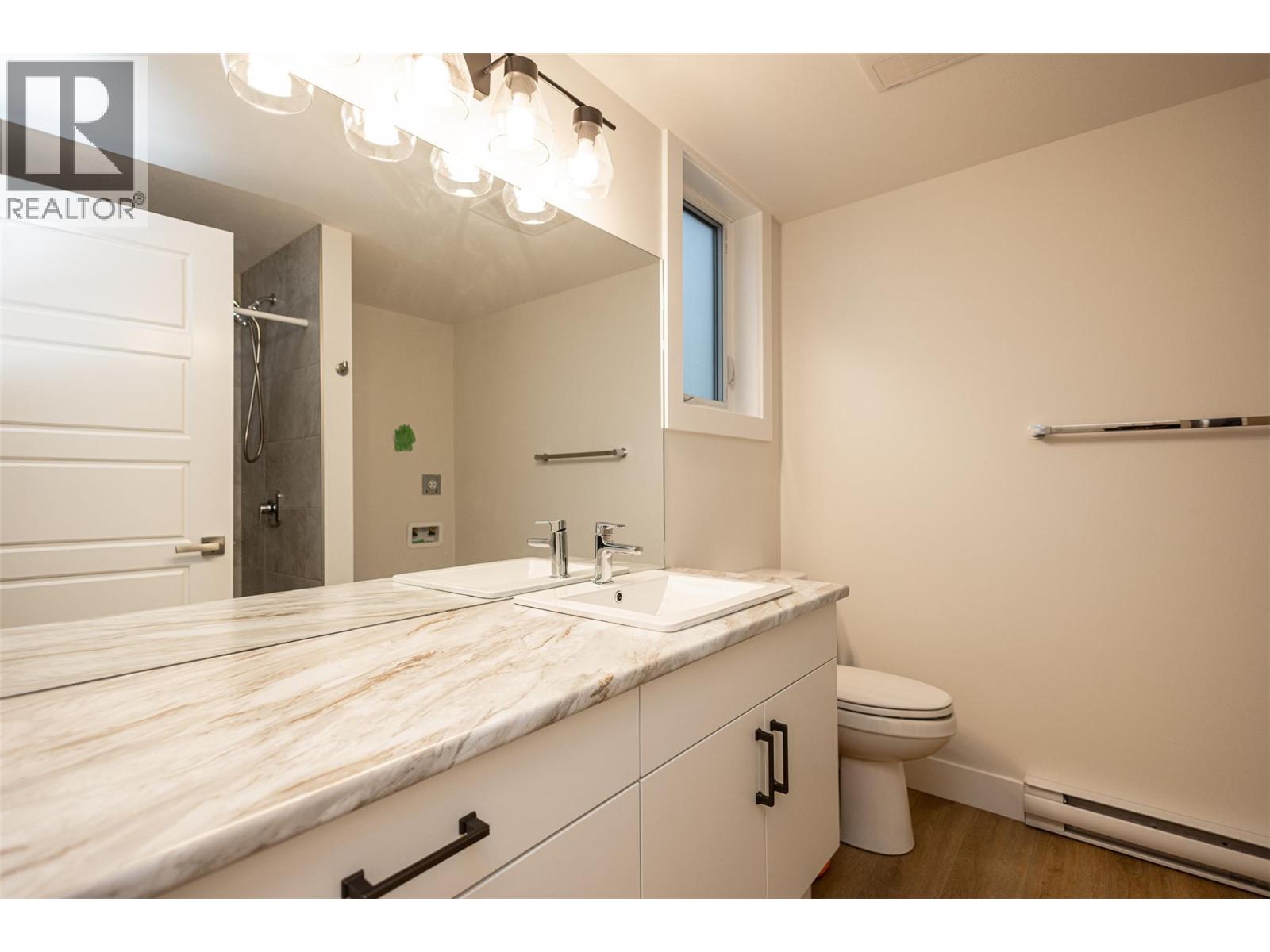 2118 Ryegrass Road