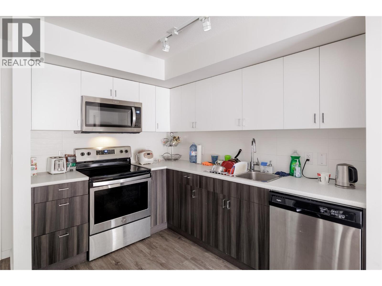 655 Academy Way Unit# 107