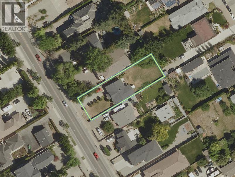 3531 Lakeshore Road