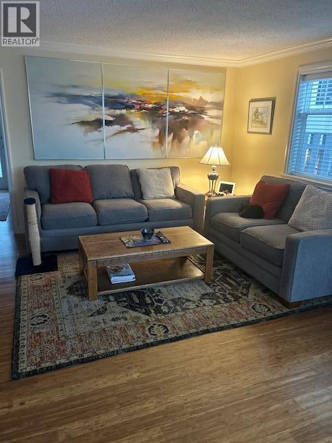 3547 Lakeshore Road