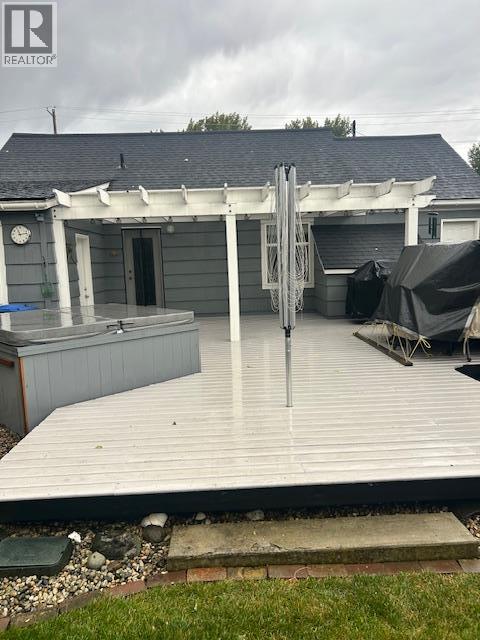 3547 Lakeshore Road