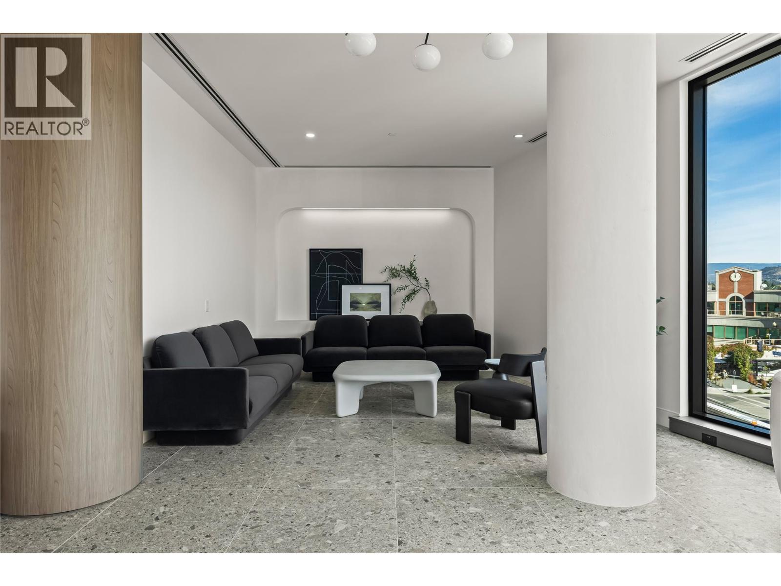 3340 Lakeshore Drive Unit# 306