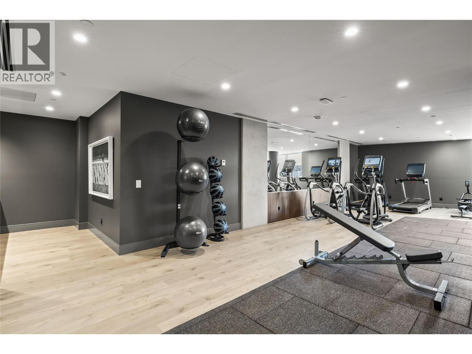 3340 Lakeshore Drive Unit# 306