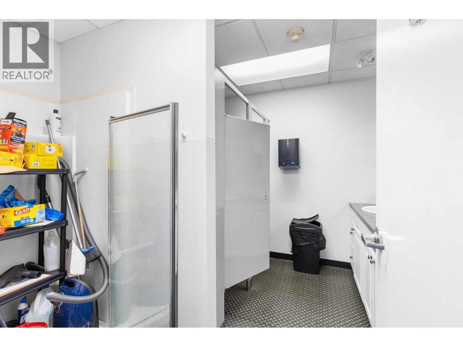 532 Leon Avenue Unit# 202