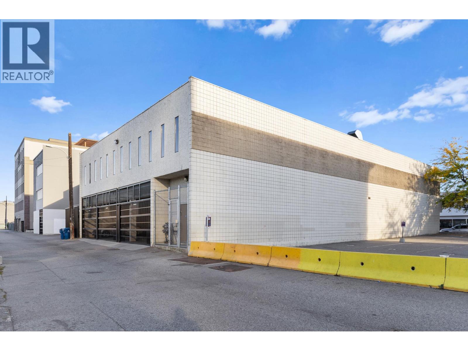 532 Leon Avenue Unit# 202