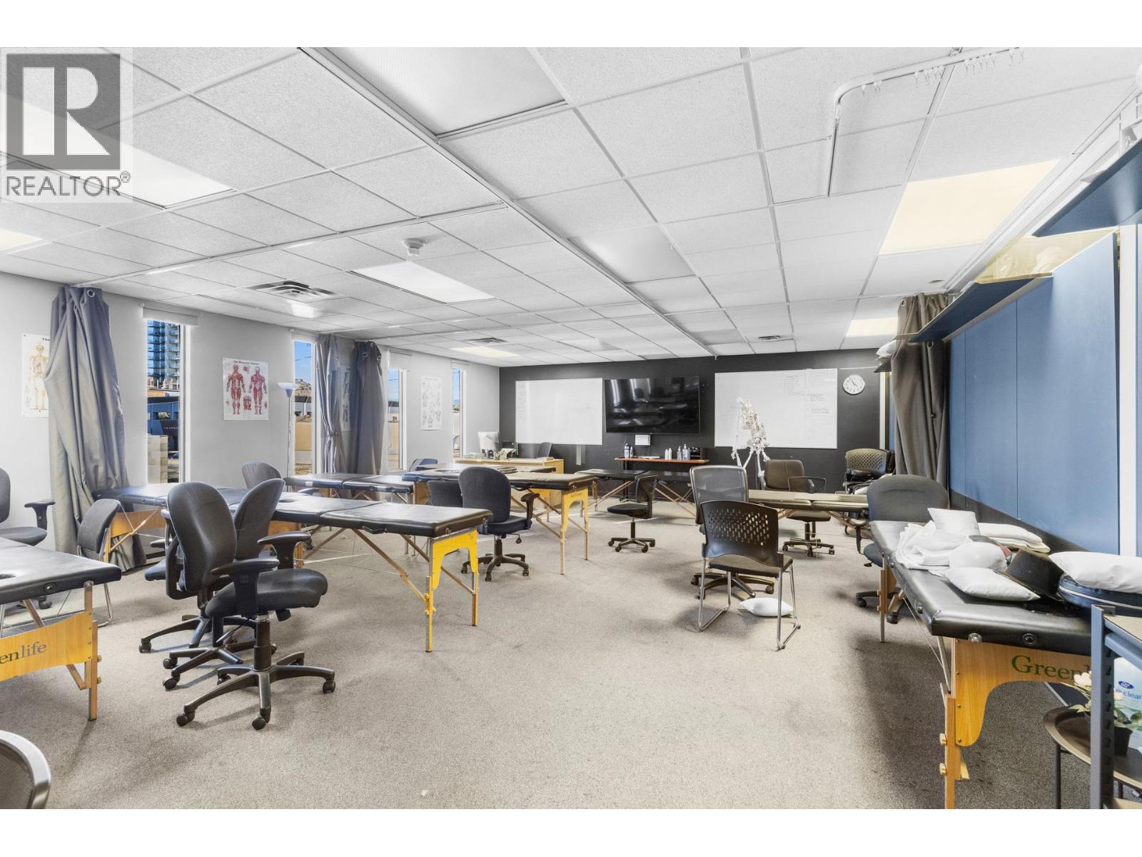 532 Leon Avenue Unit# 202