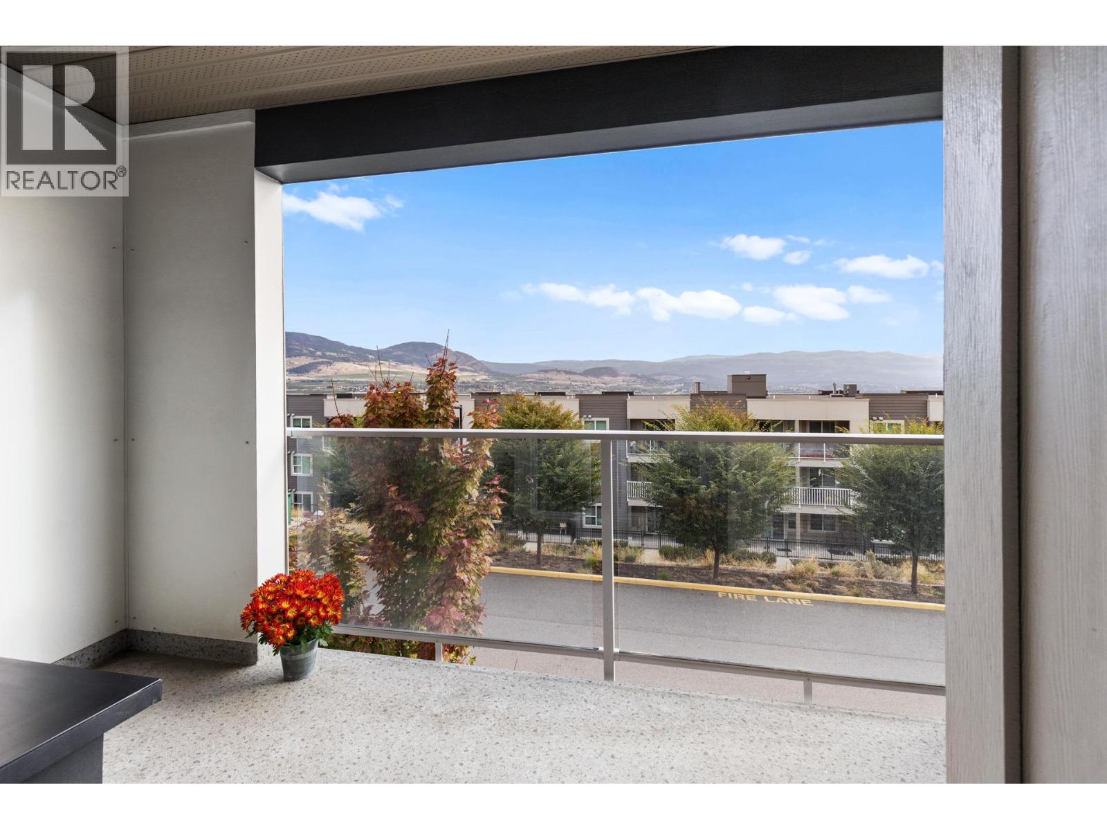 725 Academy Way Unit# 203