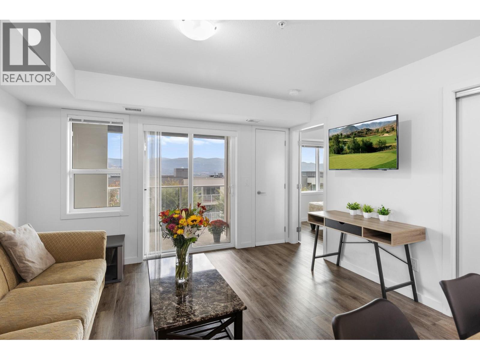 725 Academy Way Unit# 203