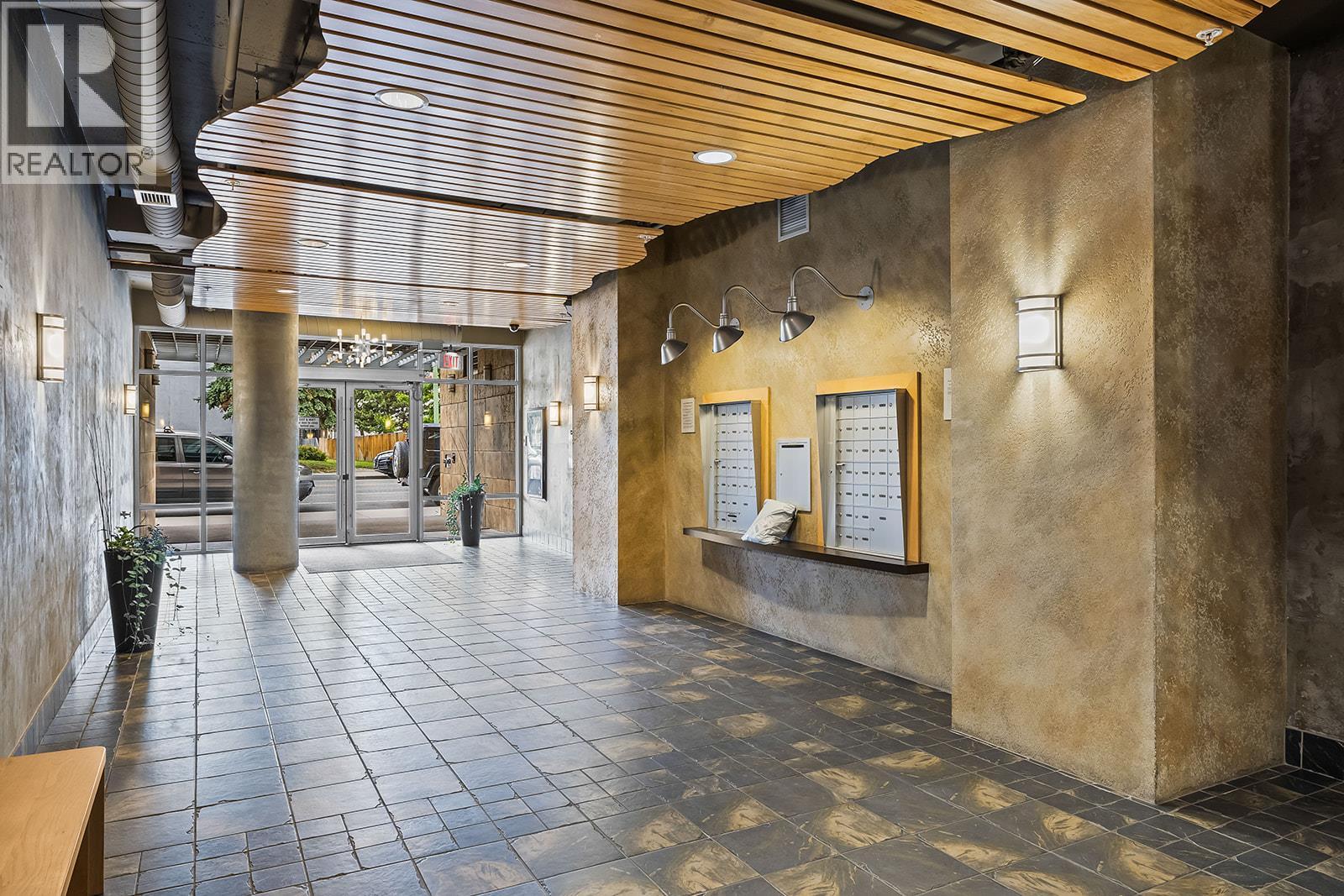 1329 Ellis Street Unit# 204