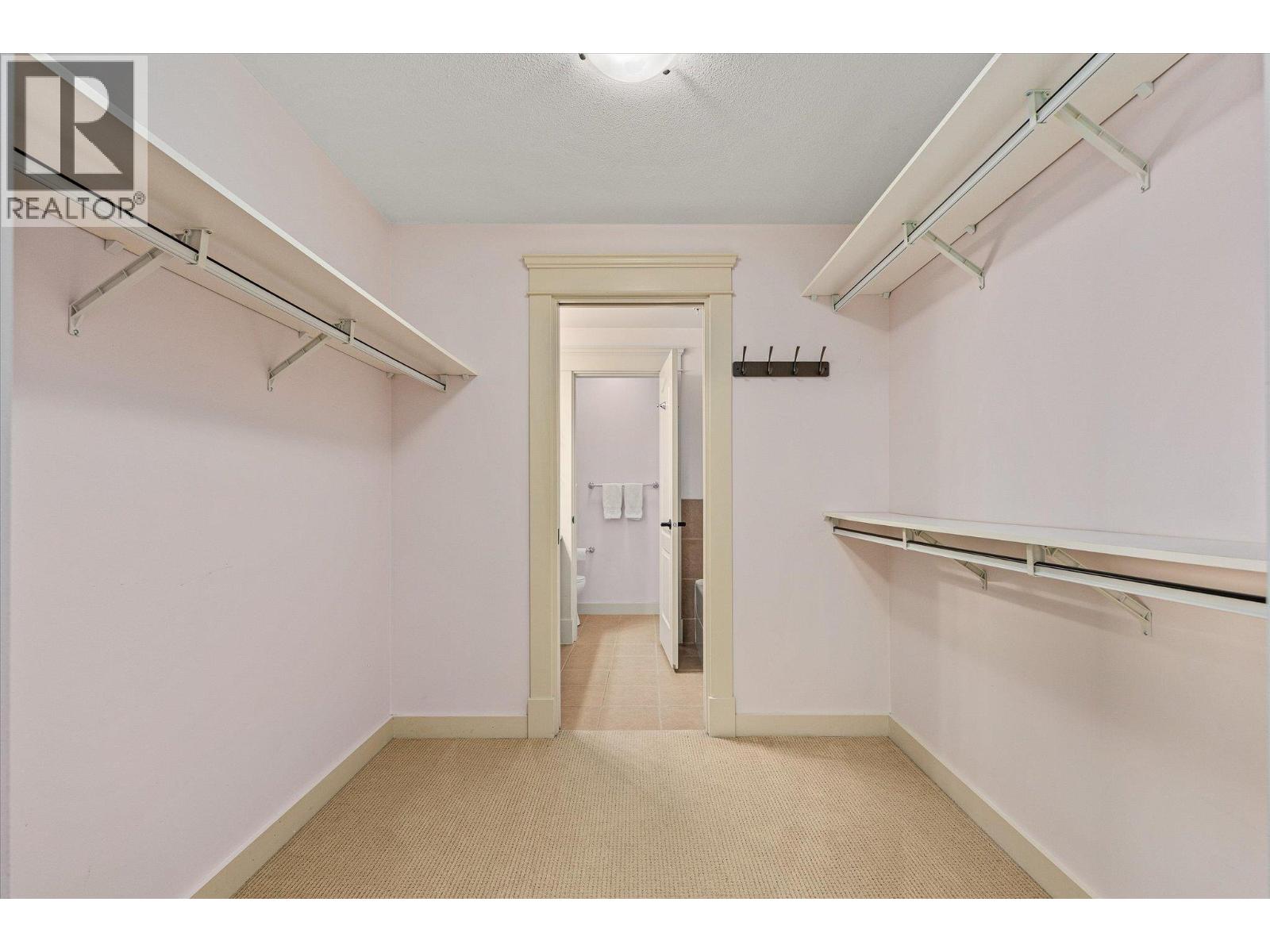 2070 Boucherie Road Unit# 402
