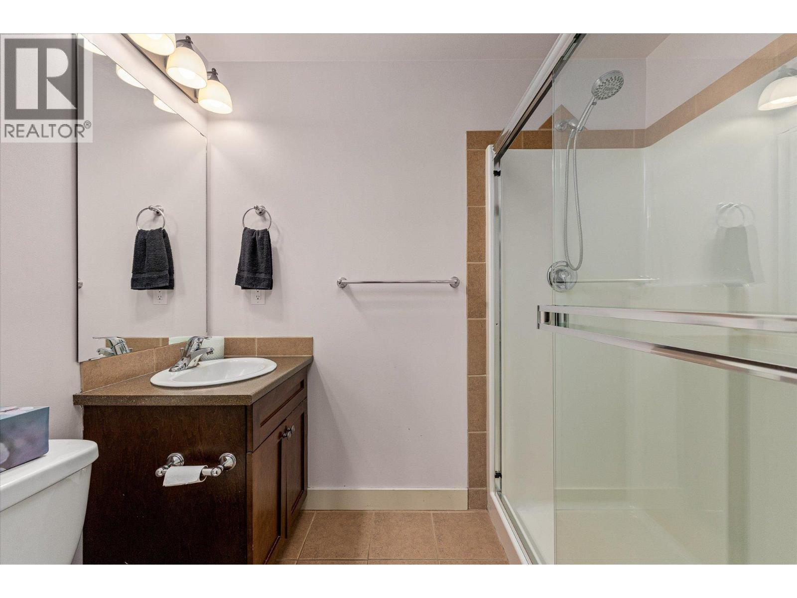 2070 Boucherie Road Unit# 402