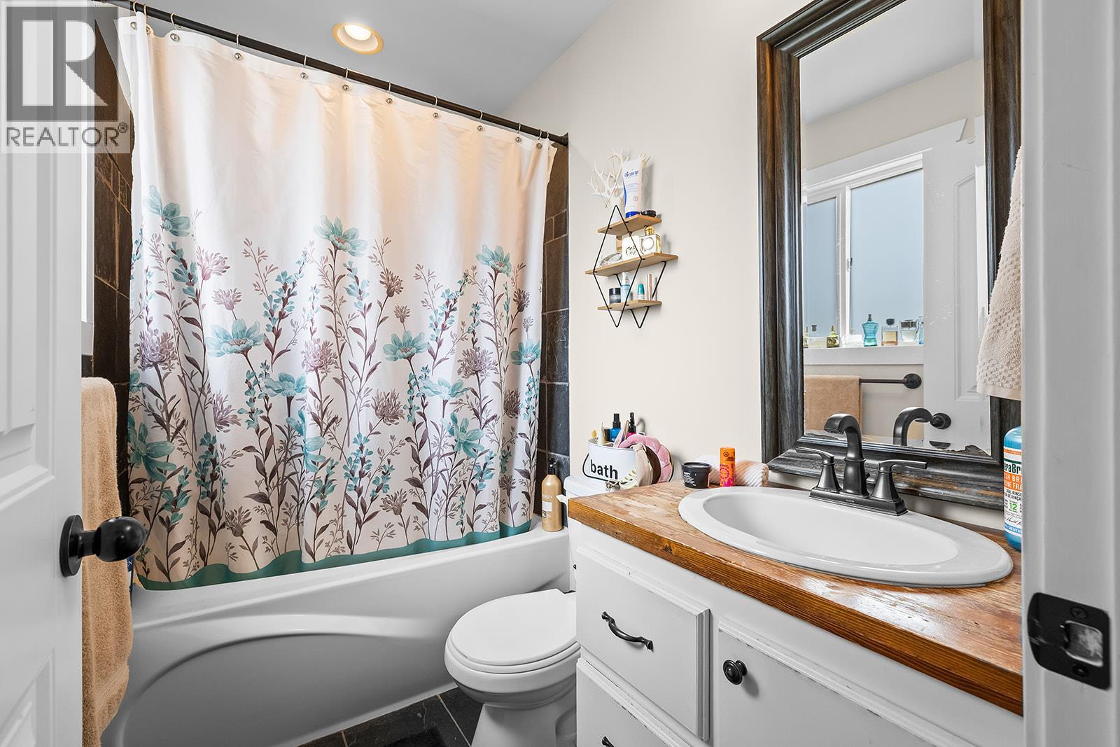 10108 Kel Vern Crescent