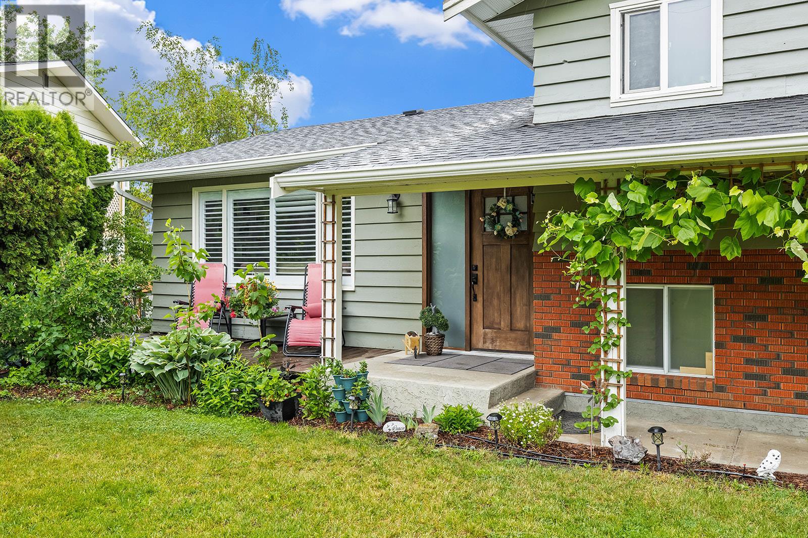 10108 Kel Vern Crescent