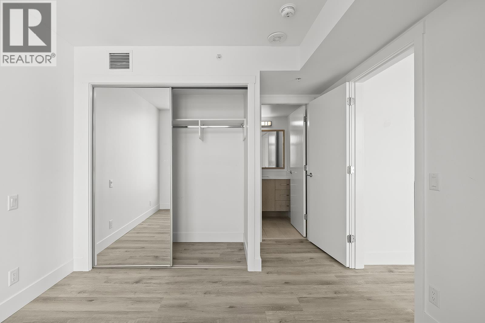 1588 Ellis Street Unit# 1909