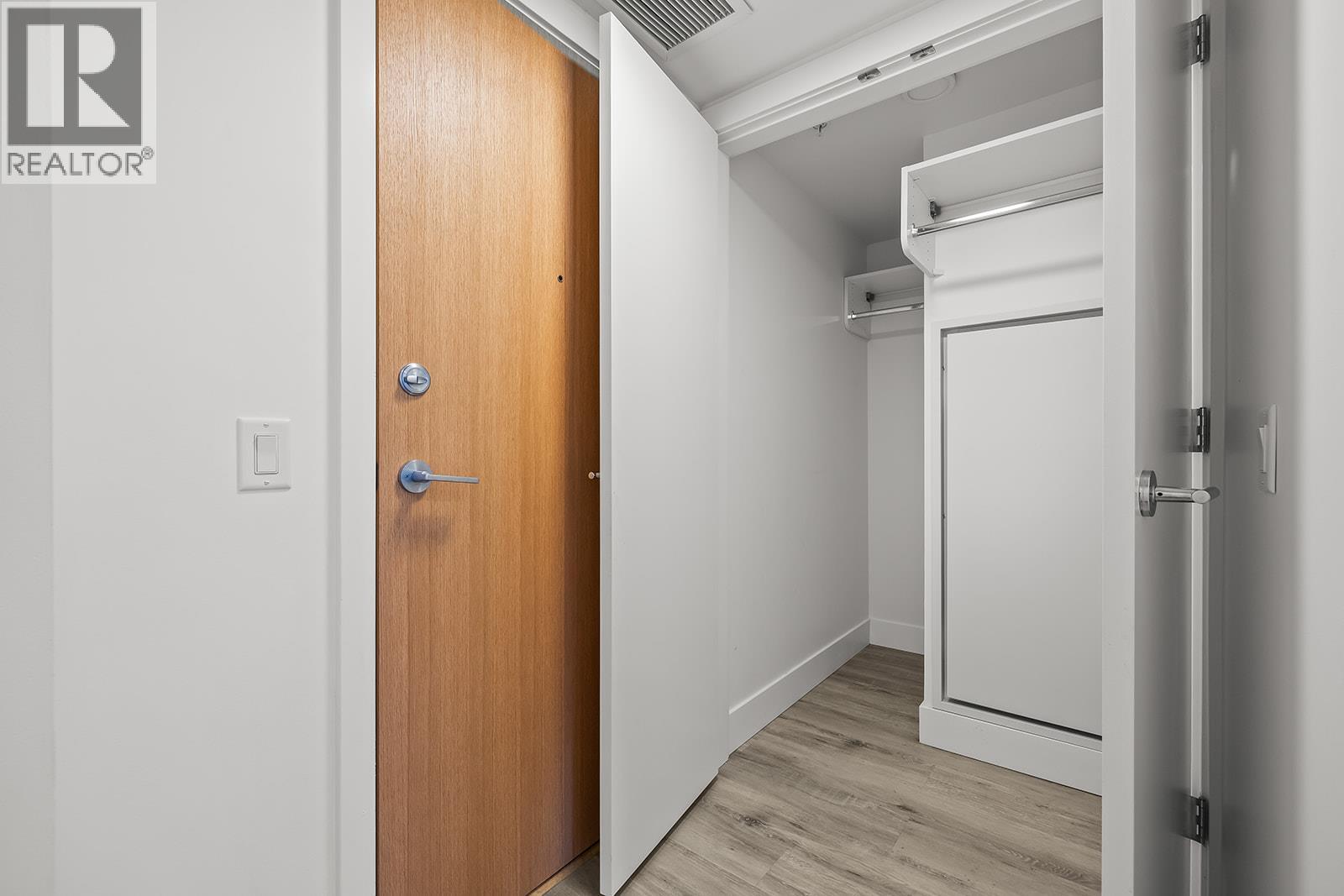 1588 Ellis Street Unit# 1909