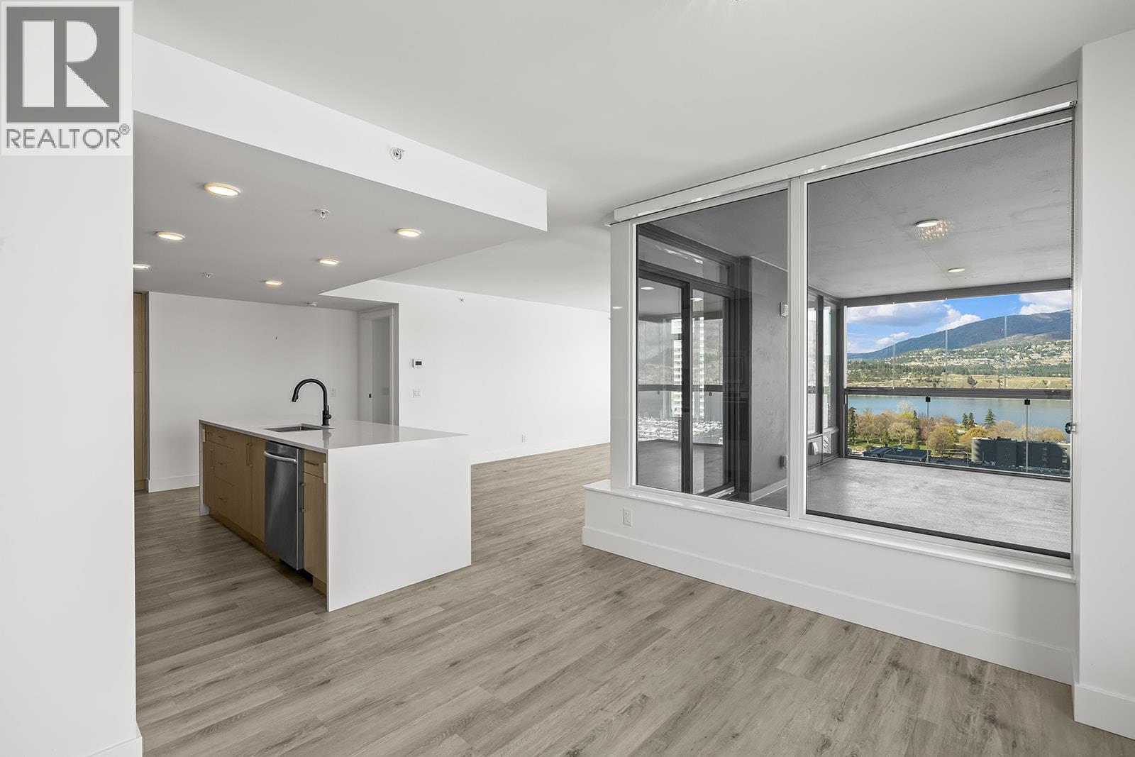 1588 Ellis Street Unit# 1909
