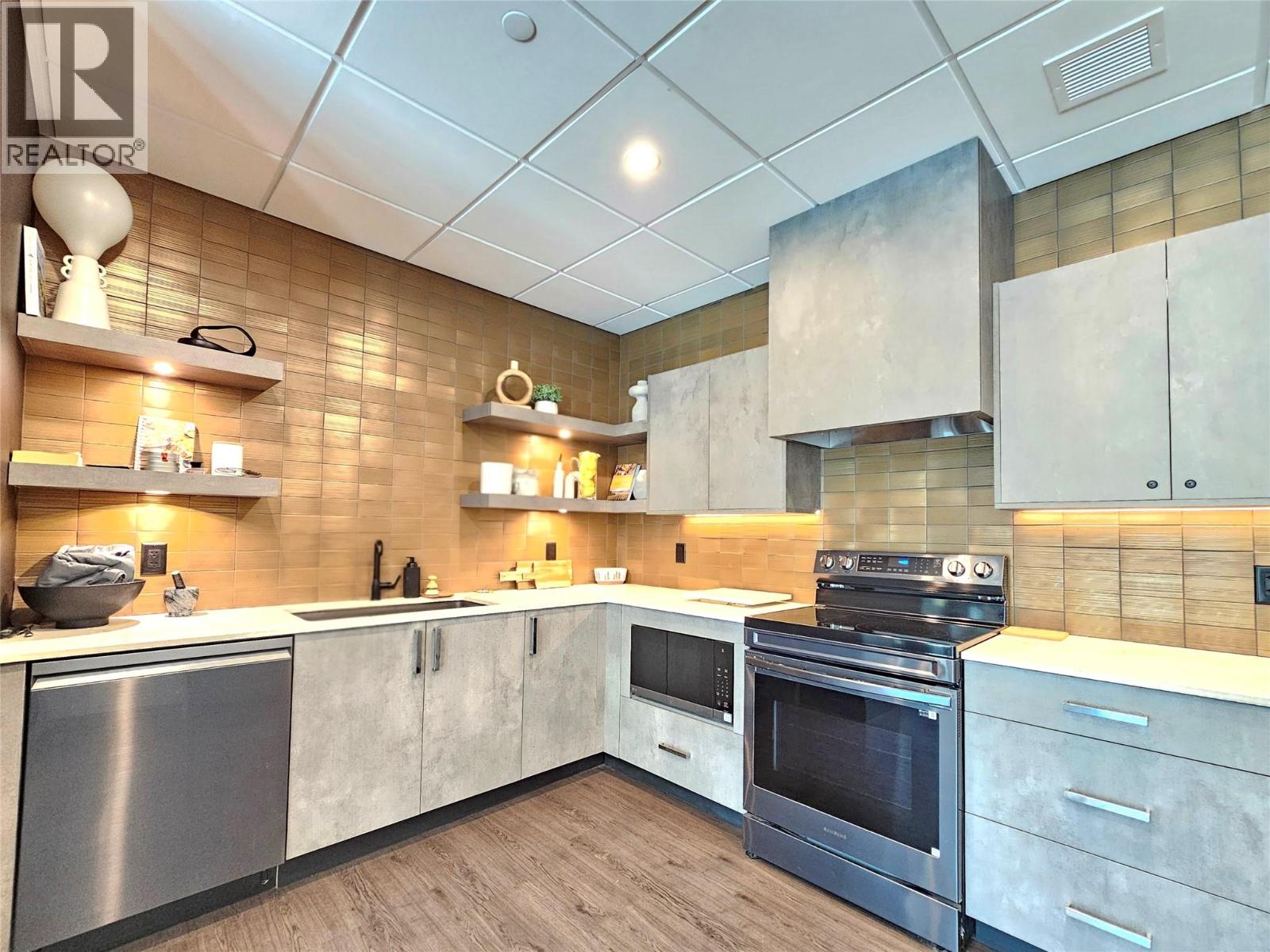 1274 Devonshire Avenue Unit# 509