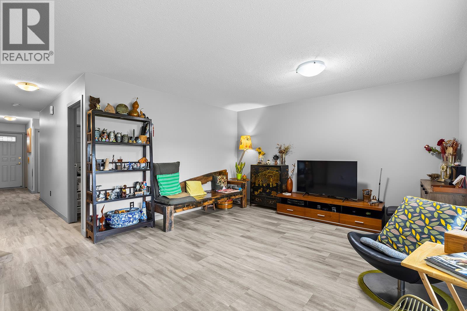 363 Gerstmar Road Unit# 6