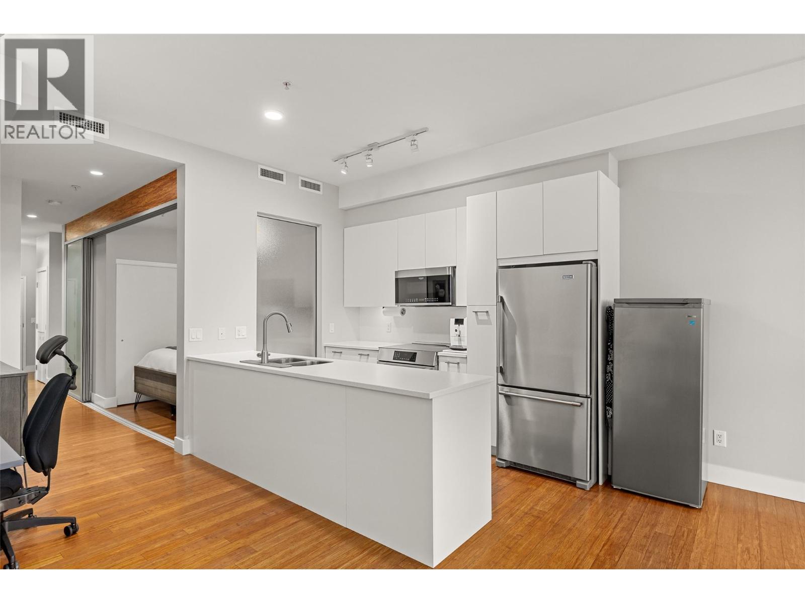 1289 Ellis Street Unit# 214