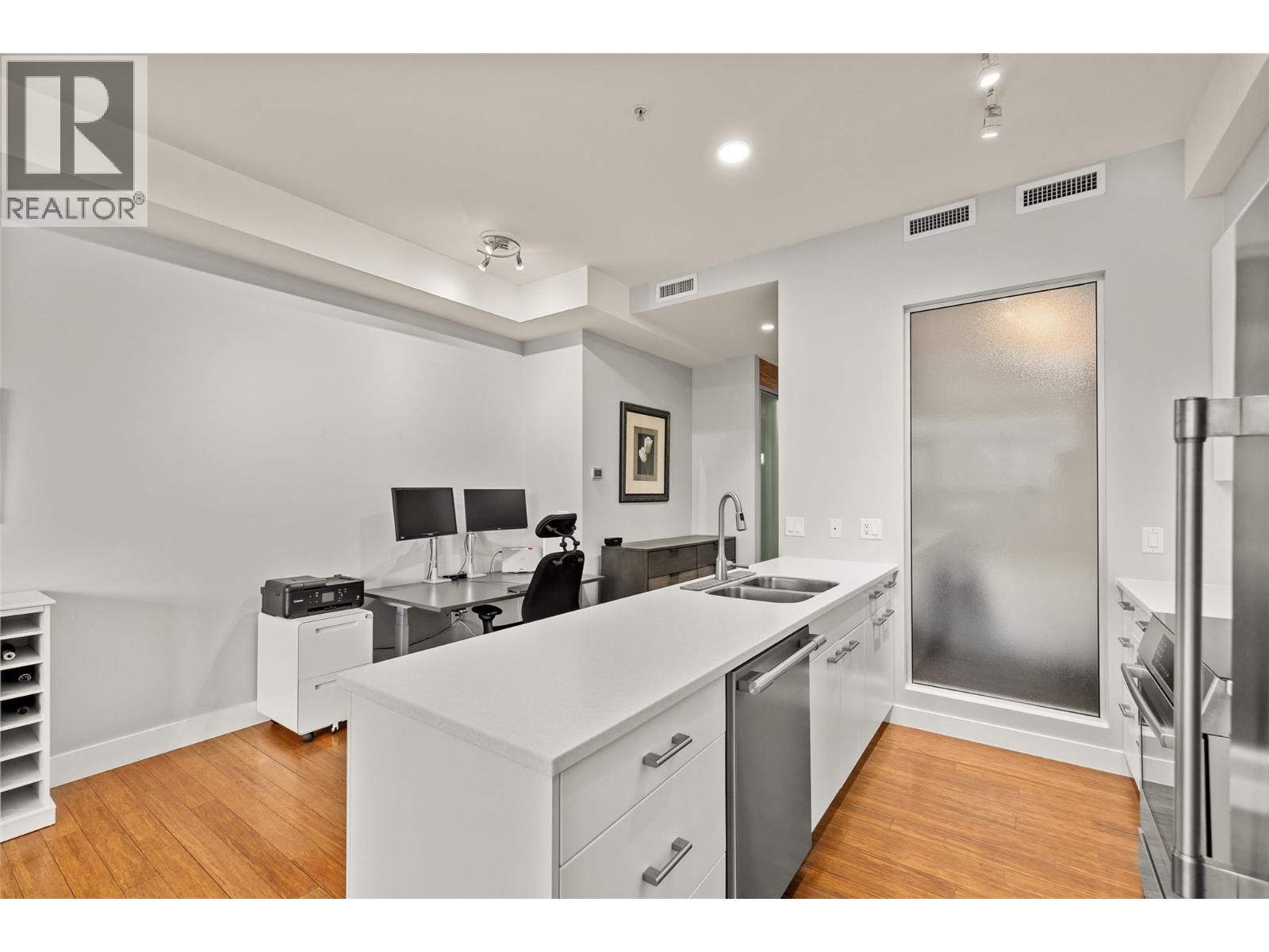 1289 Ellis Street Unit# 214