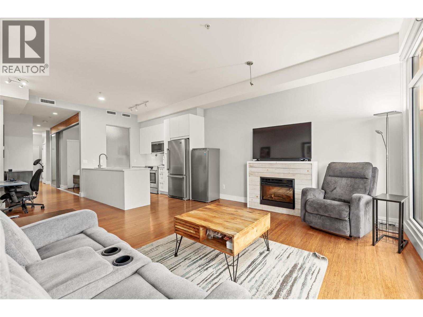 1289 Ellis Street Unit# 214