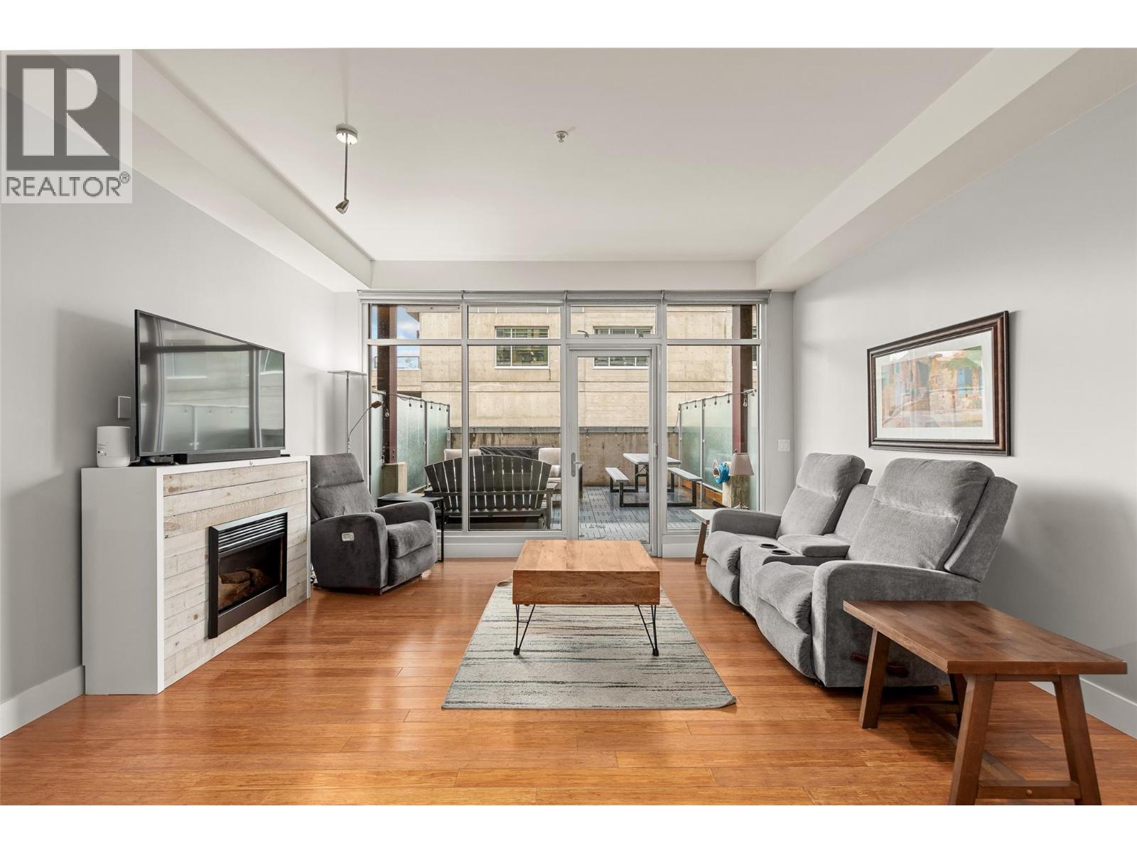 1289 Ellis Street Unit# 214