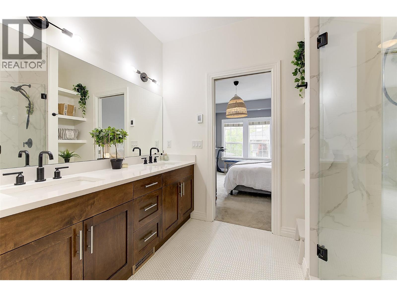 328 Providence Avenue Unit# 19