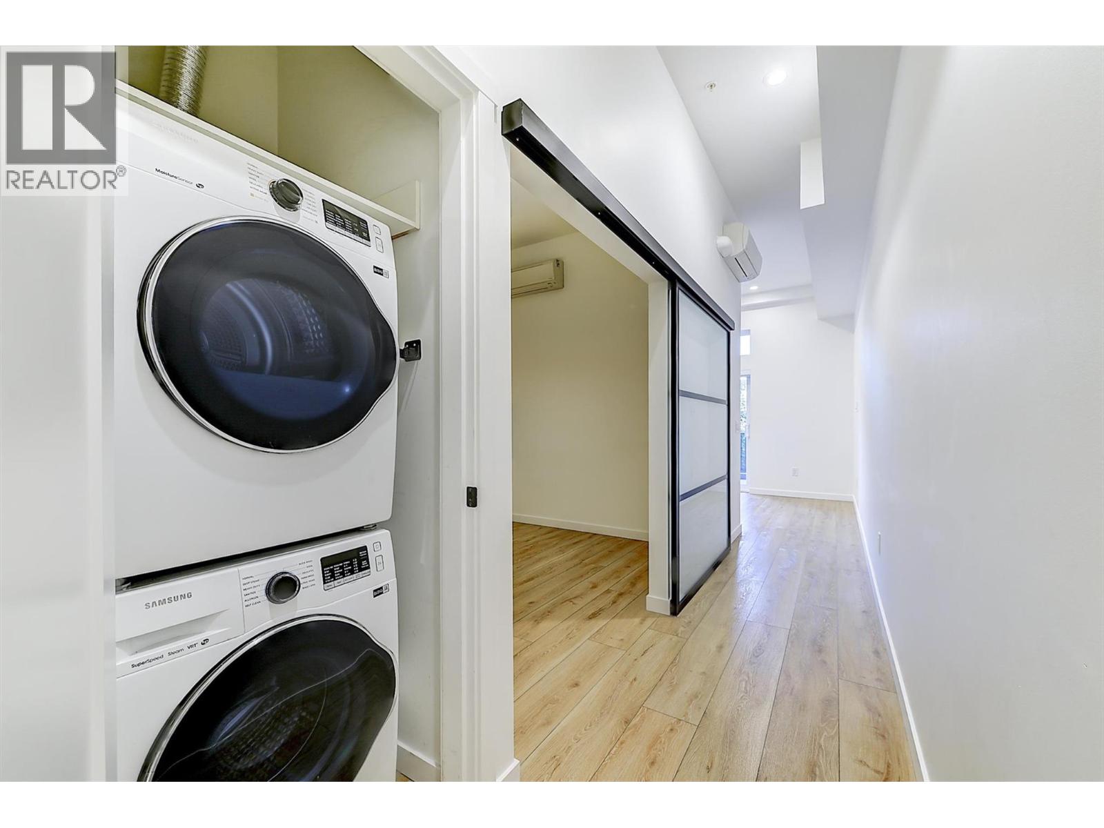 660 Cawston Avenue N Unit# 106