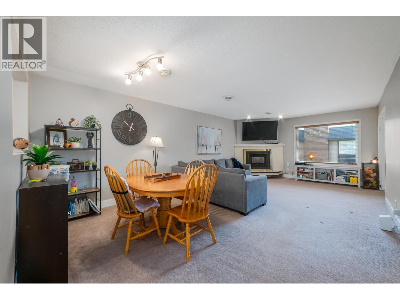 1660 Ufton Court Unit# 210