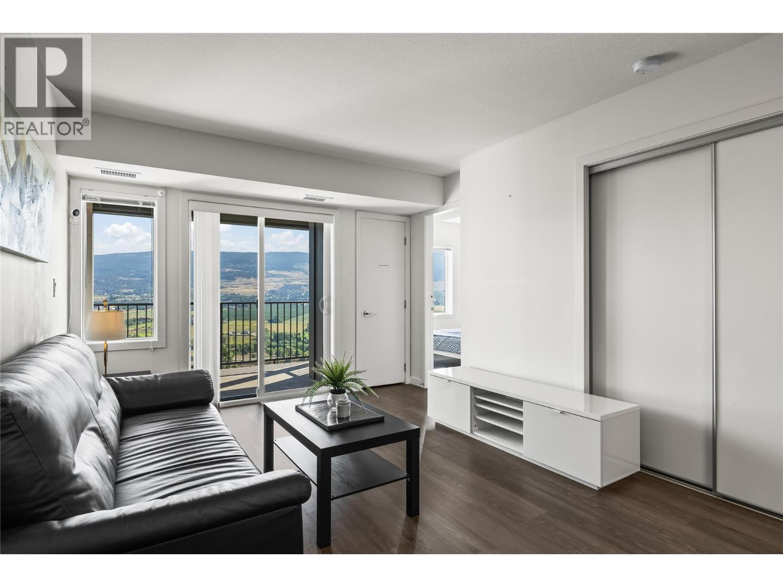 775 ACADEMY Way Unit# PH17