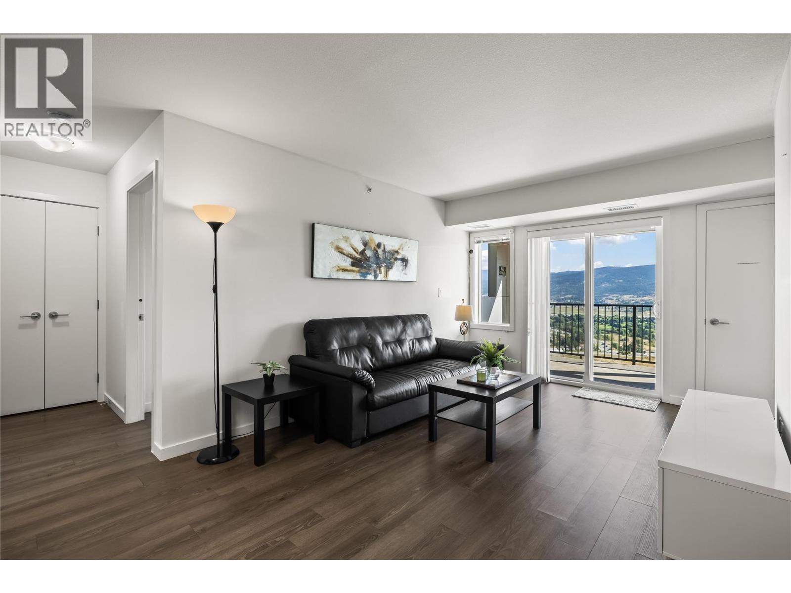 775 ACADEMY Way Unit# PH17