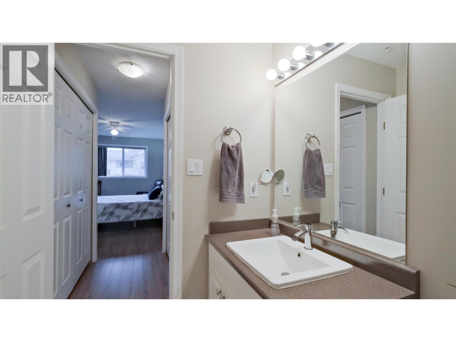1966 Durnin Road Unit# 405