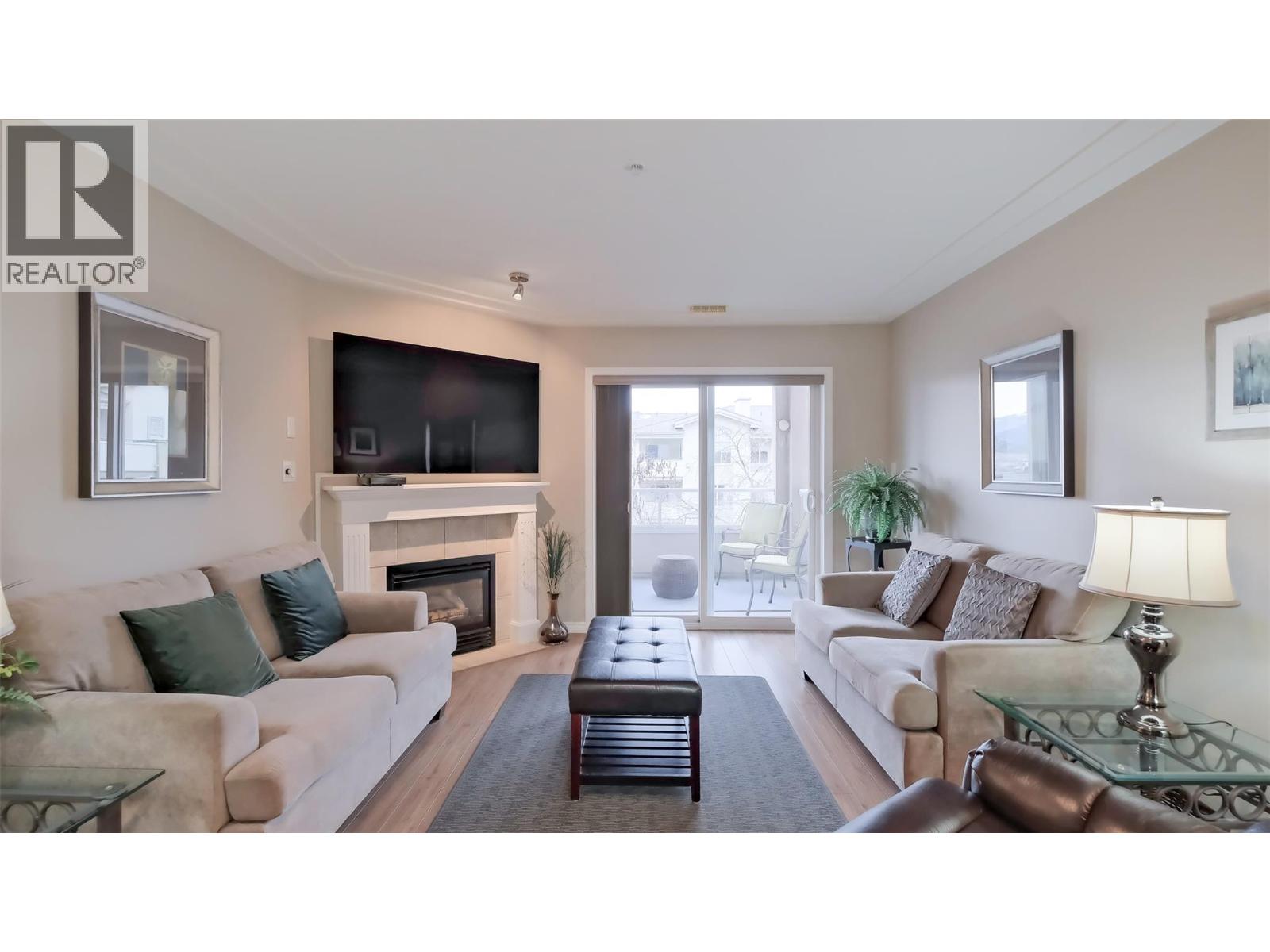 1966 Durnin Road Unit# 405