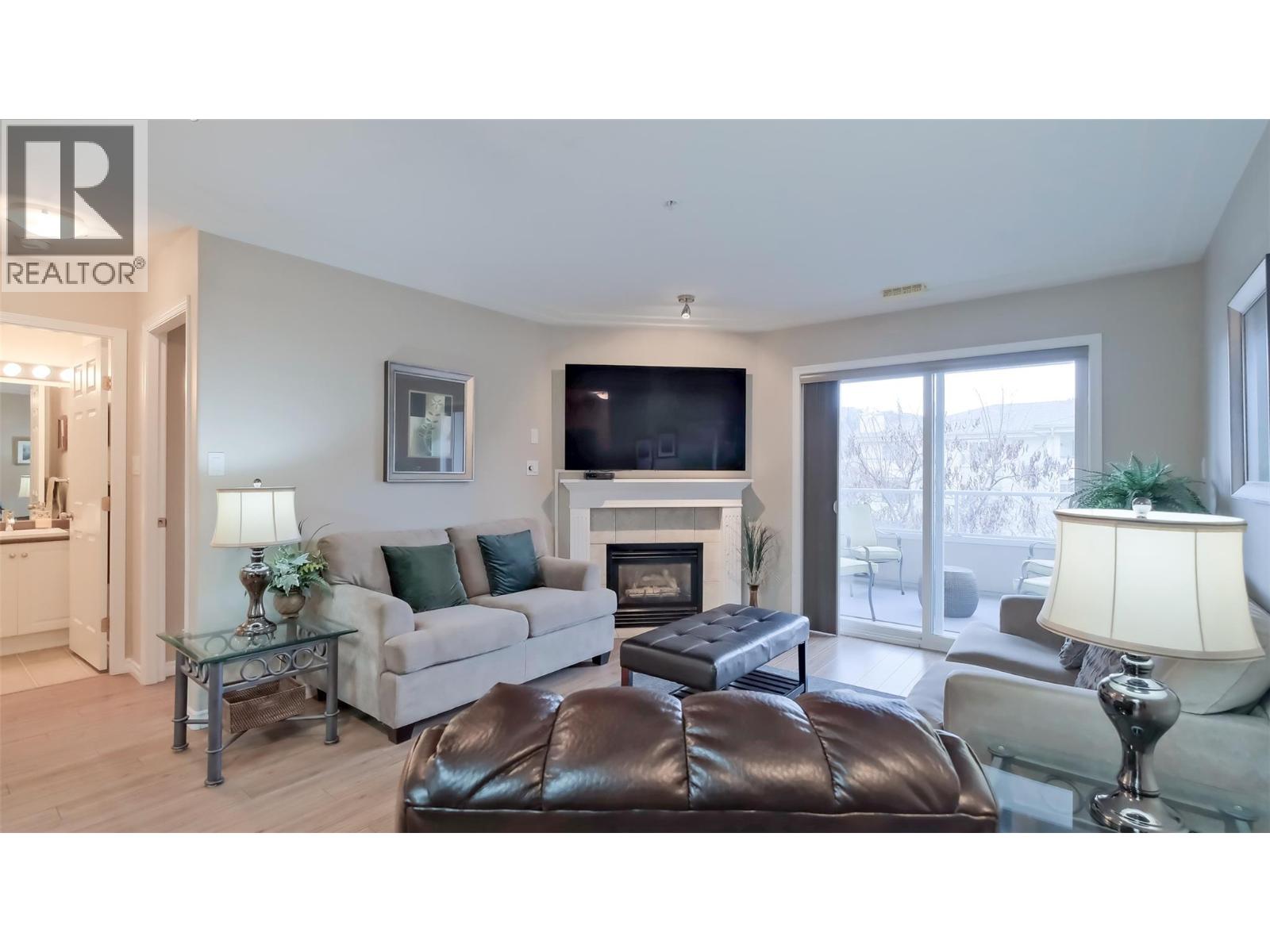 1966 Durnin Road Unit# 405
