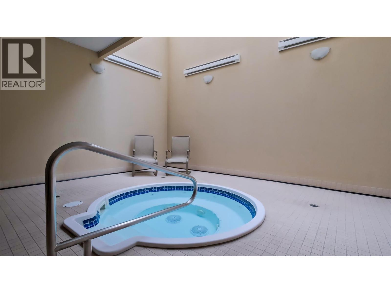 1966 Durnin Road Unit# 405