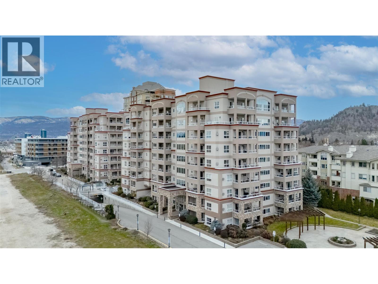 1966 Durnin Road Unit# 405