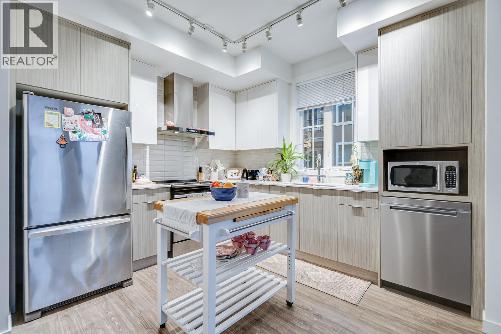 1800 Richter Street Unit# 115