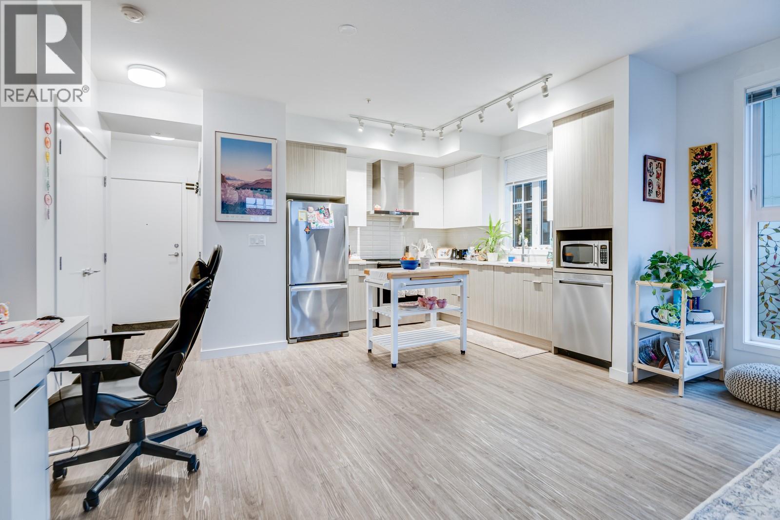 1800 Richter Street Unit# 115