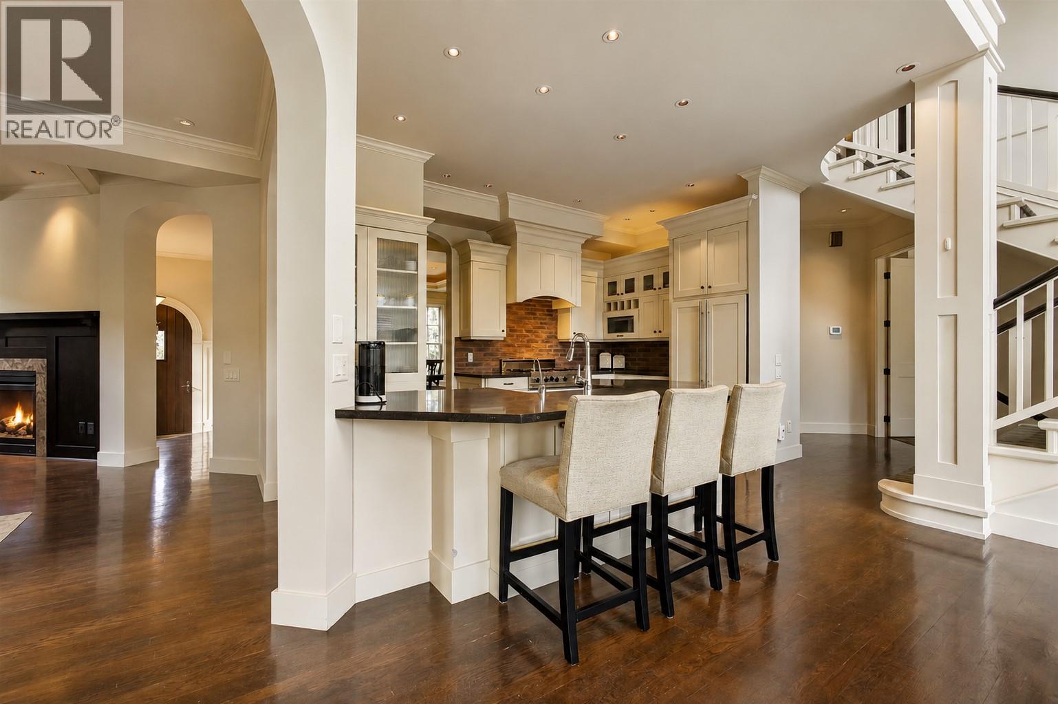 965 Westpoint Drive