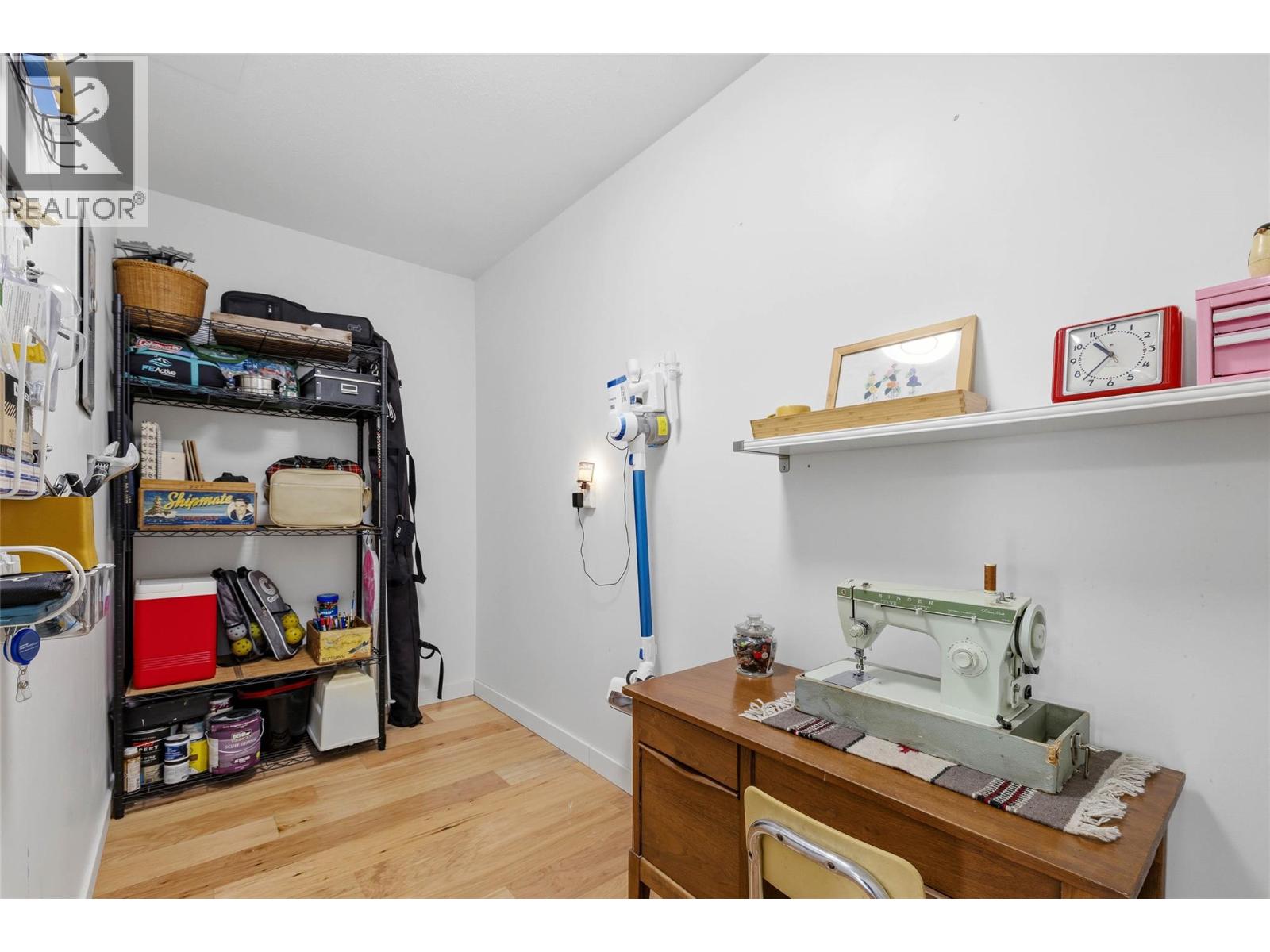 3160 Casorso Road Unit# 214