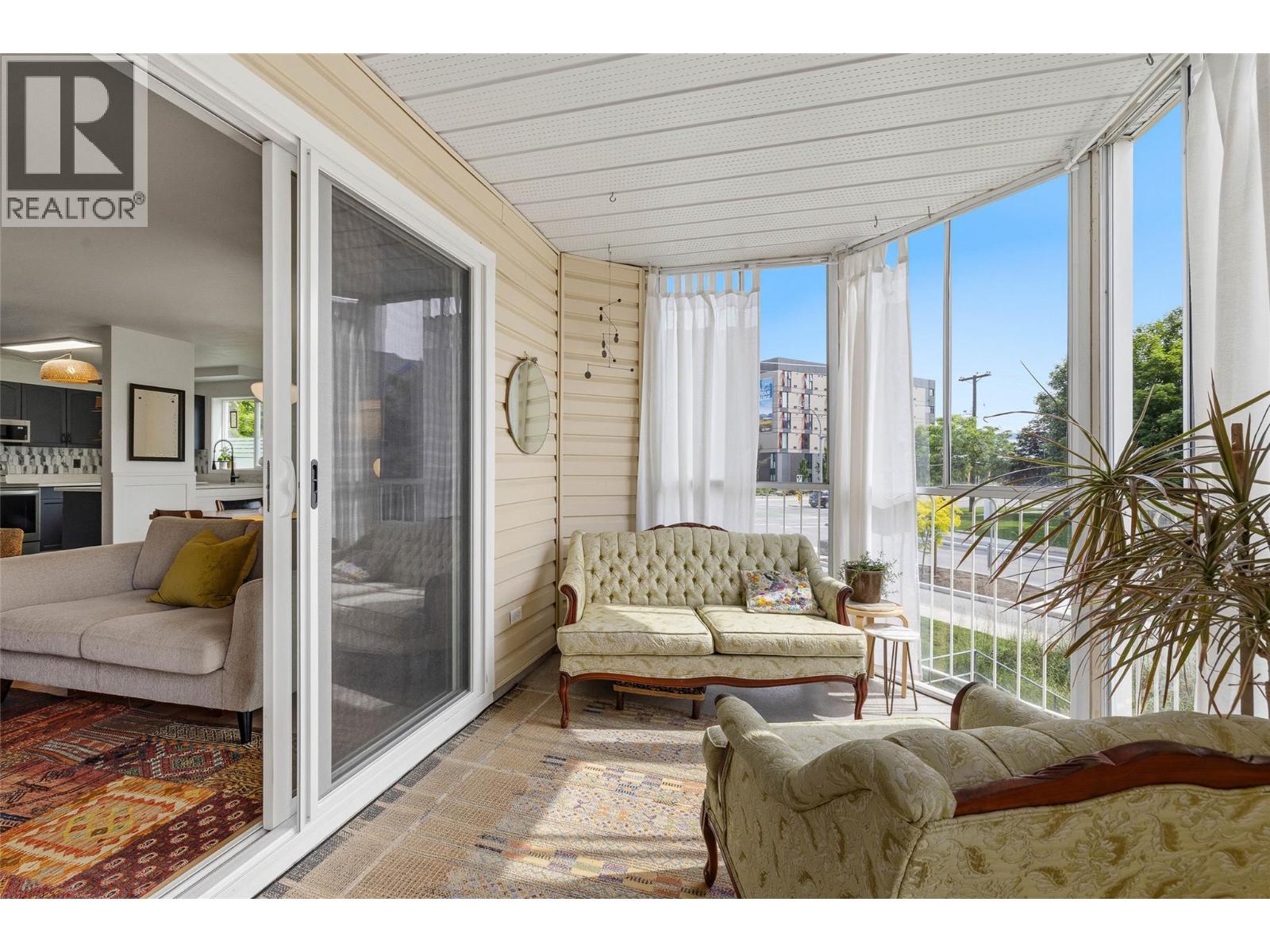 3160 Casorso Road Unit# 214