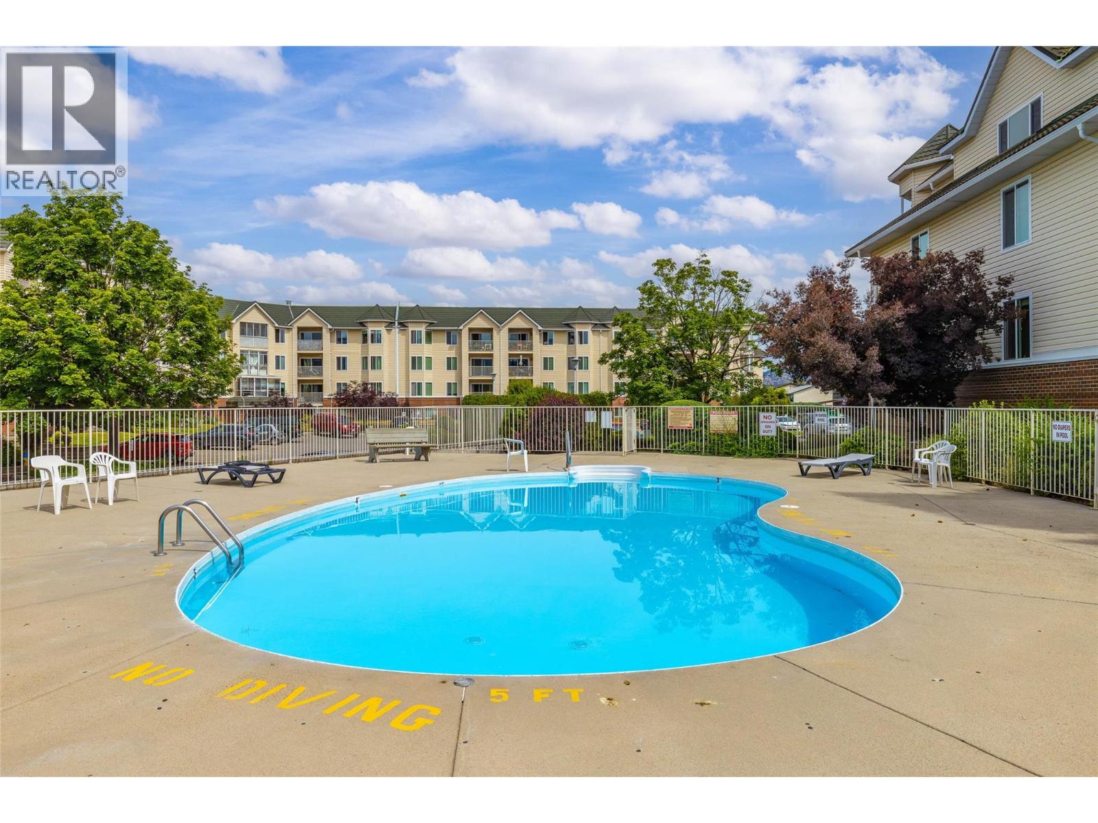 3160 Casorso Road Unit# 214