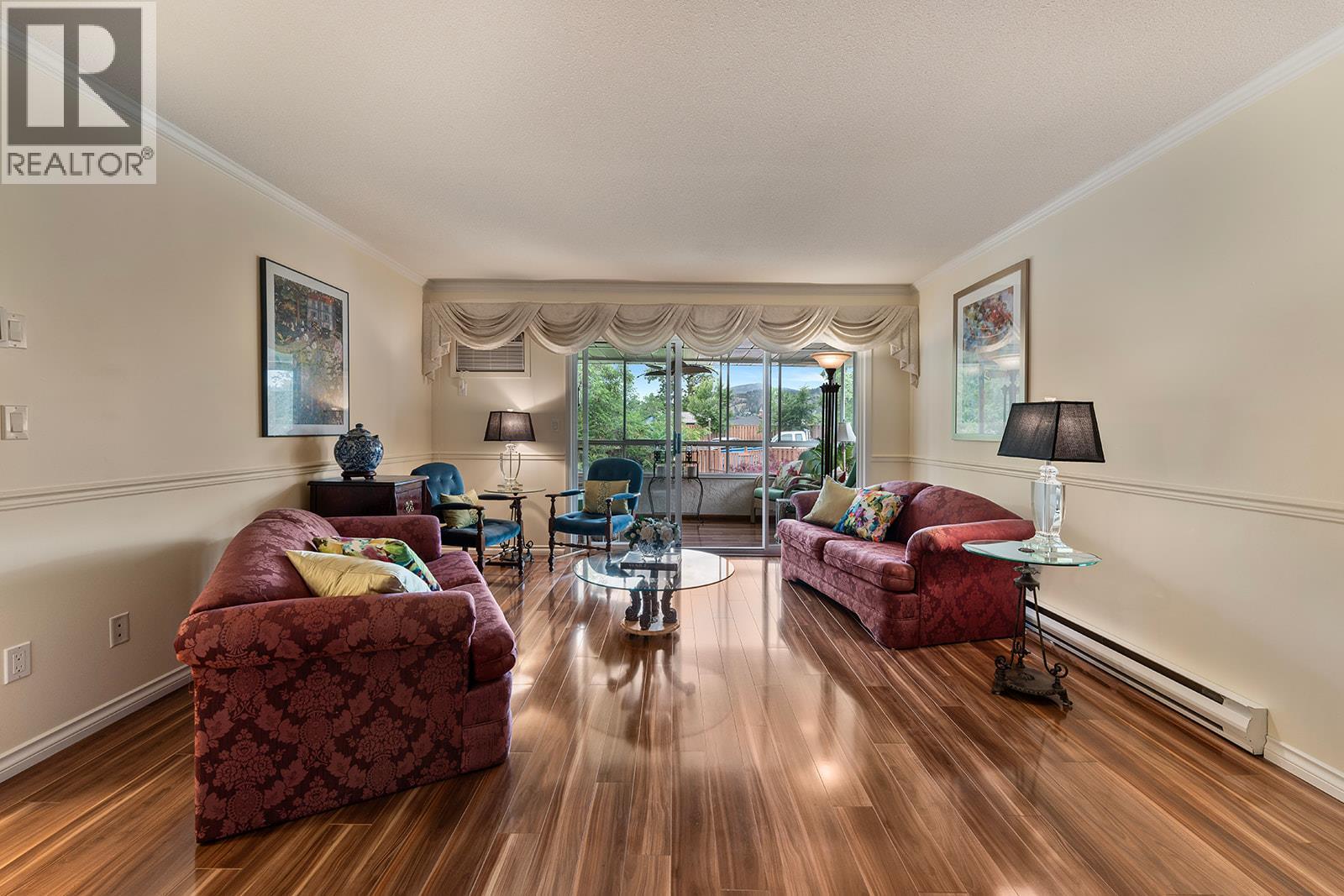 1534 LAWRENCE Avenue Unit# 304