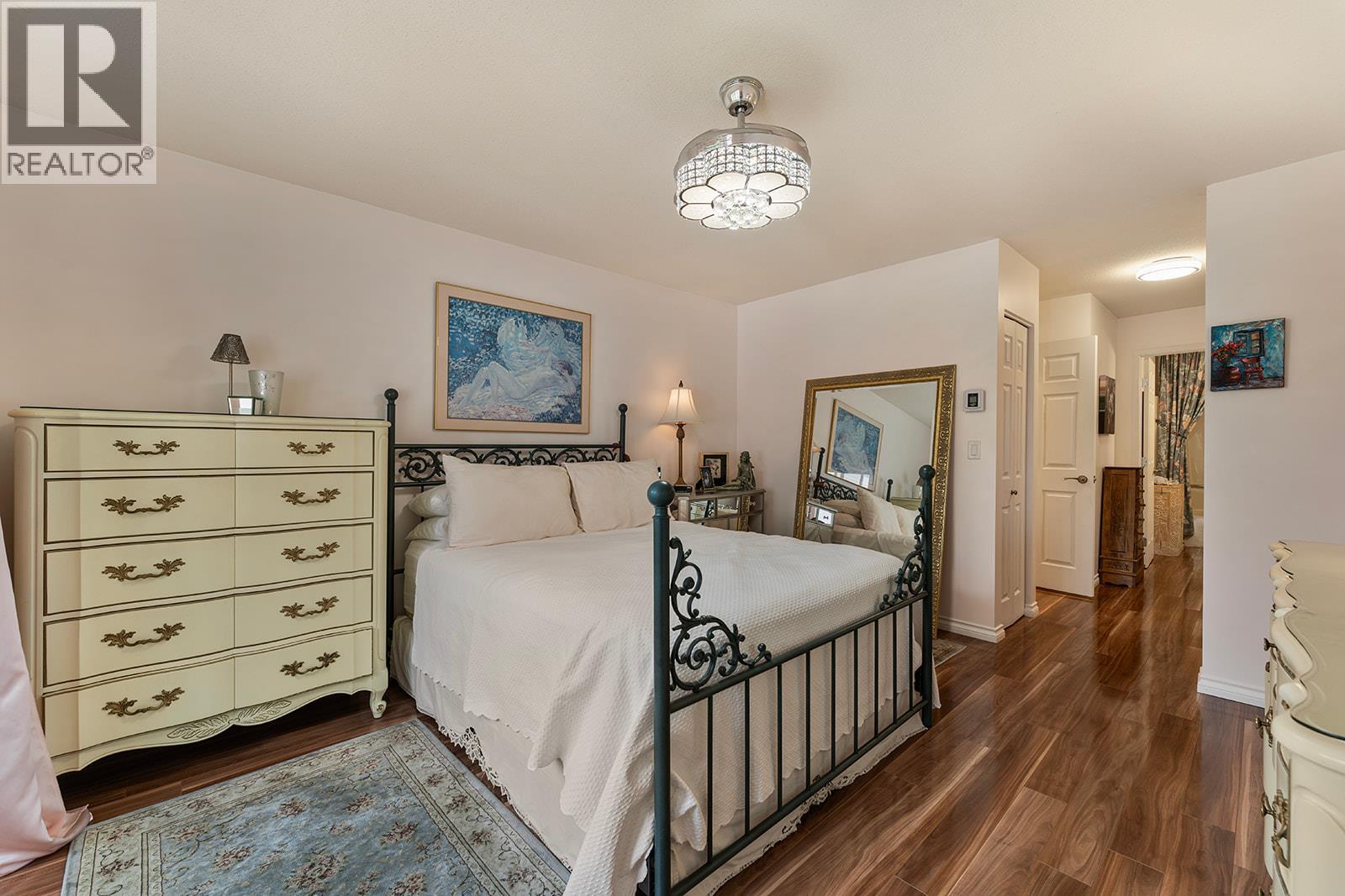 1534 LAWRENCE Avenue Unit# 304